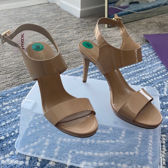 MICHAEL Michael Kors Shoes - Michael Michael Kors 8 Nude Patent Heel Sandal